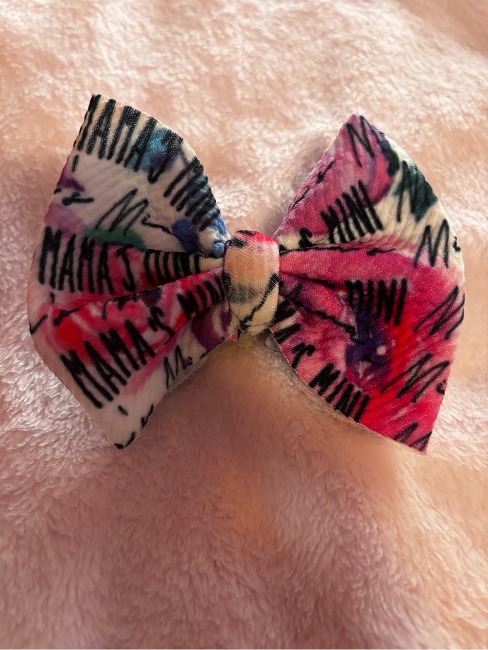 Velvet Kids Hair Bow with 'Mama's Mini" Print - Pink Multi